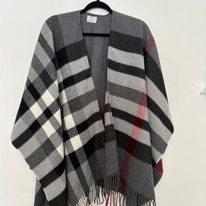 Fraas Gray Poncho